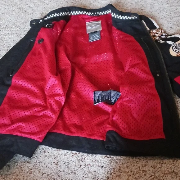 Harley-Davidson - Picture 4 of 7